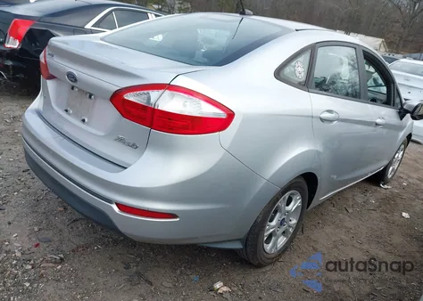 2015 Ford Fiesta Se из США, поврежденный, VIN 3FADP4BJ9FM218962